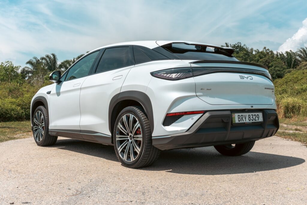     El rendimiento del BYD Zillion 7 2026 promete problemas con Tesla, pero espere la revisión de los detalles