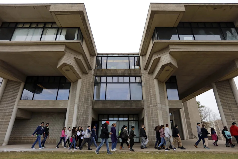 Universidad de Massachusetts Dartmouth