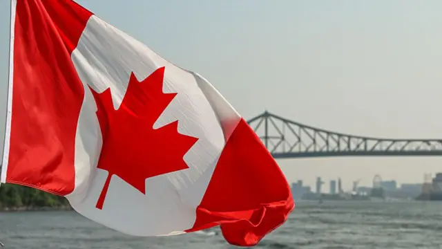 Puente Buddhi de la bandera de Canadá para el fondo D