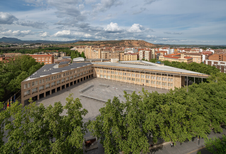 Concéntrico 2026 presenta la instalación de Smiljan Radić y 26 intervenciones urbanas en Logroño, España - Imagen 1 de 8